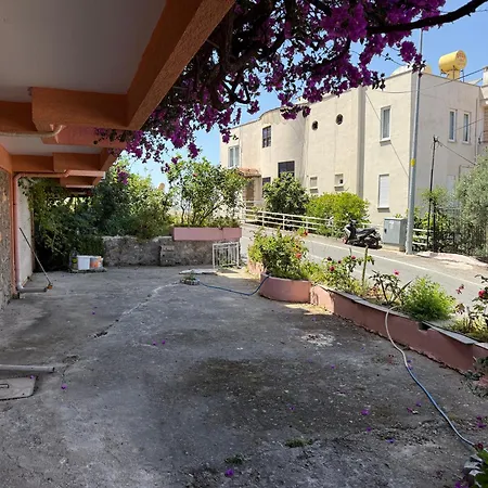 Holiday home Duplex House On The Castle Road With A Seaview