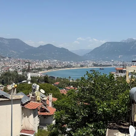 Ferienhaus Duplex House On The Castle Road With A Seaview Alanya